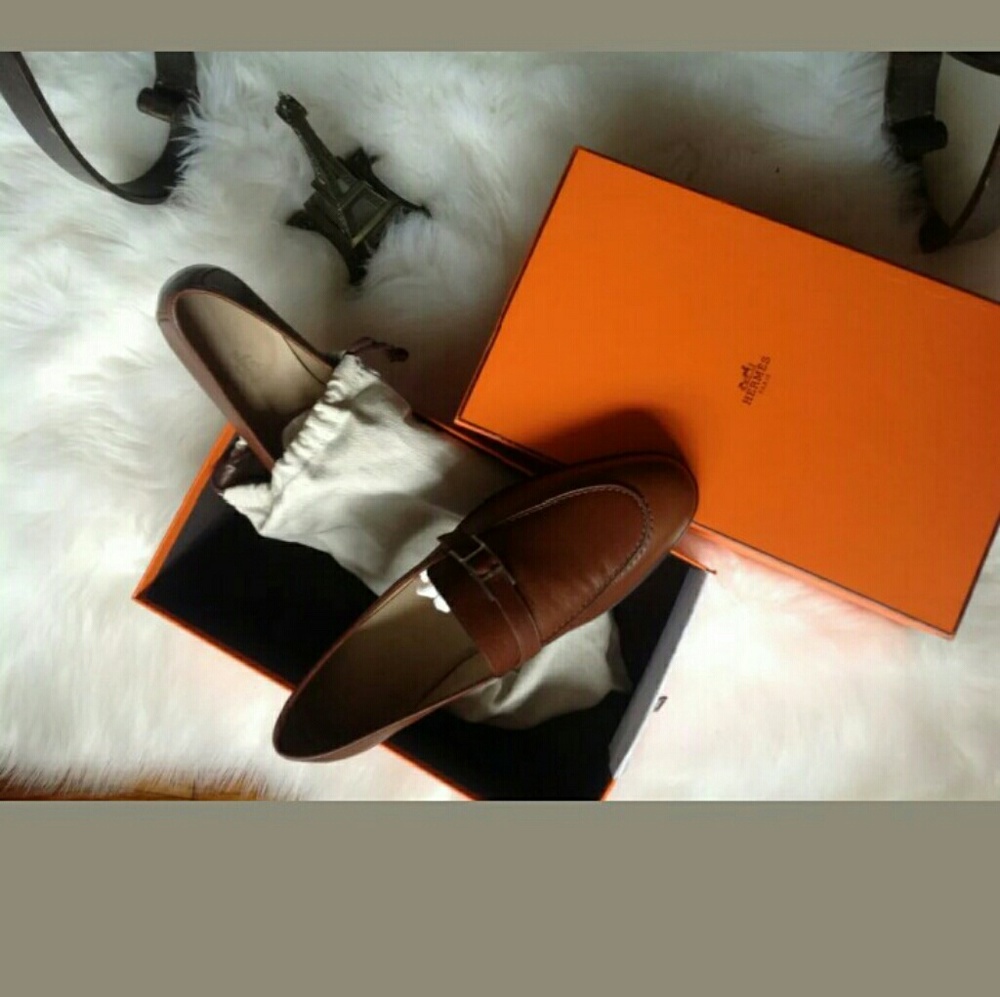 Hermes moccasin